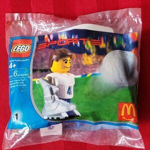 2004 LEGO SOCCER PLAYER, MINT IN THE PACKAGE!!!